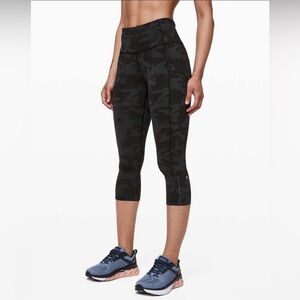 Lululemon Fast and Free Crop II 19”
